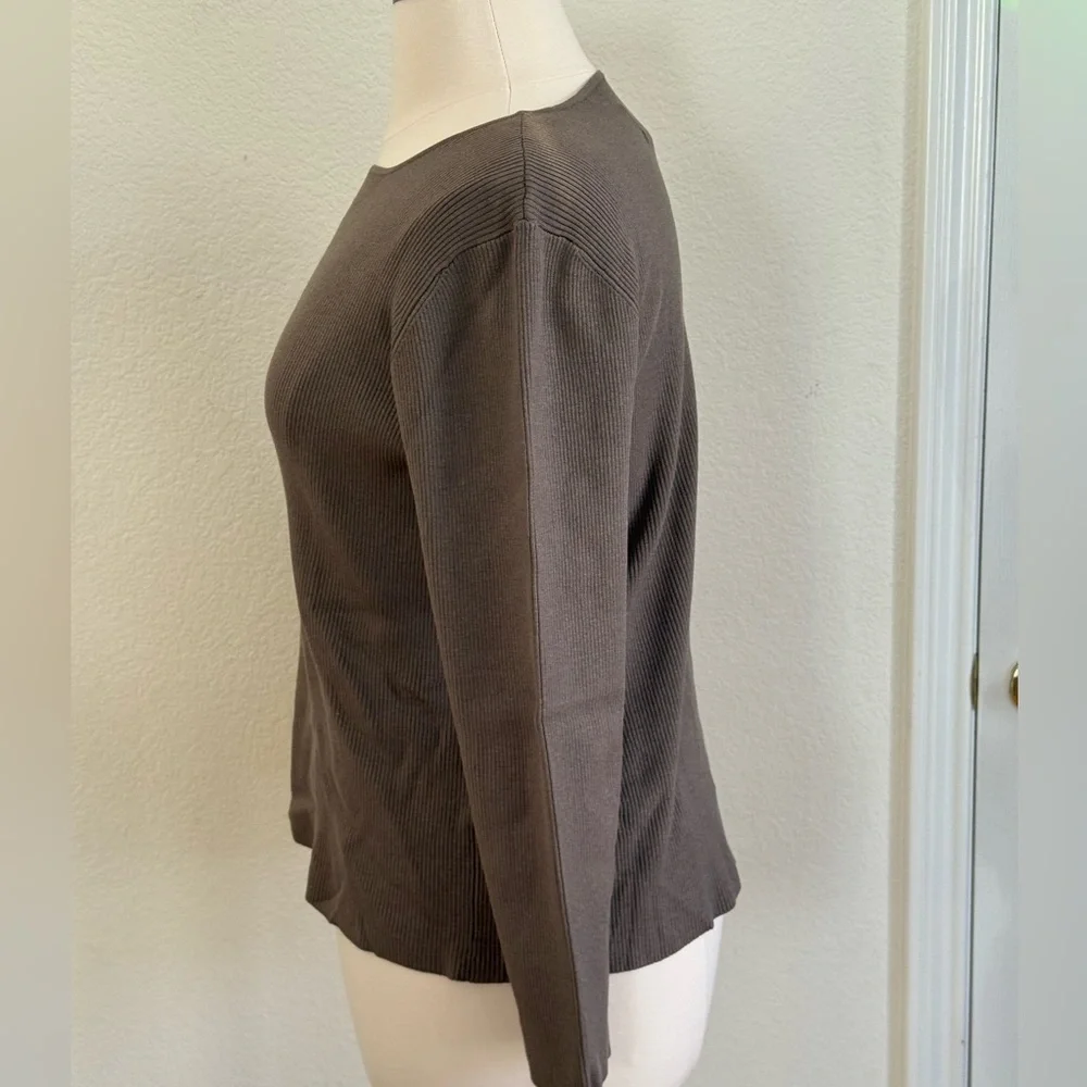 Chico's Taupe Long Sleeve Ribbed Top size 16 (Chico’s size 3) - Picture 2 of 8